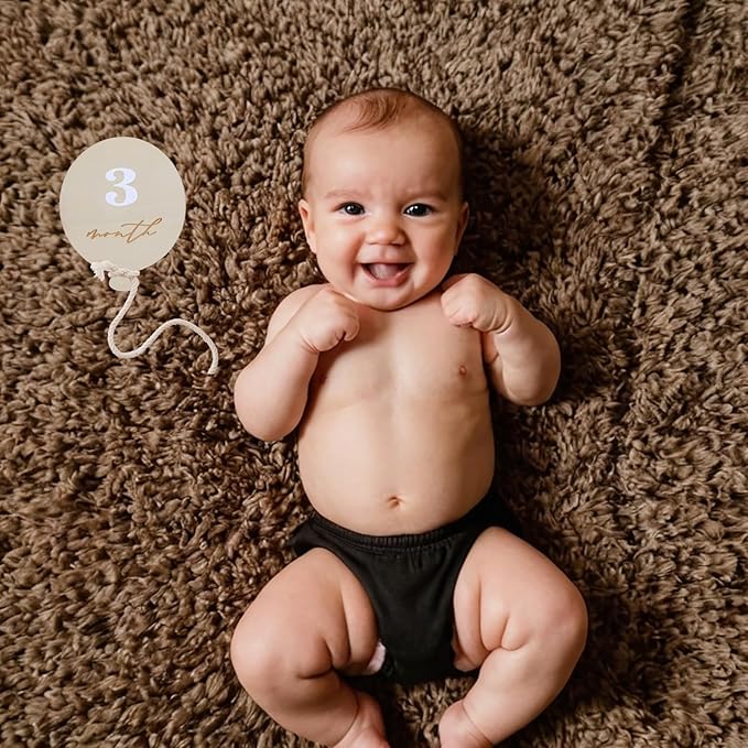 Wooden Balloon Baby Milestone Cards - Wooden First Year Milestone Signs,Baby Announcement Monthly Milestone Markers,Baby Shower Photography Props