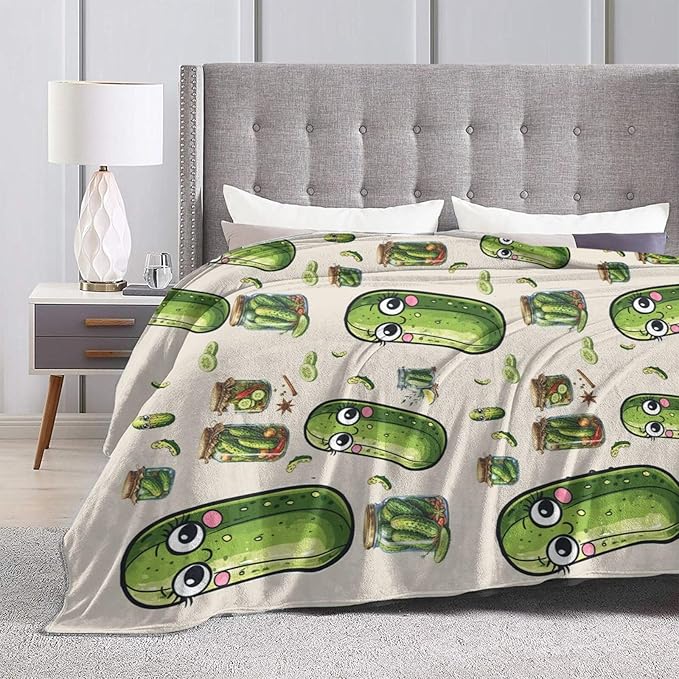 Pickle Fleece Blanket Funny Pickled Cucumber Throw Blankets for Girls Women Super Soft Warm Flannel Cartoon Food Throws Gifts for Kids Cozy Fuzzy Plush Stuffed Couch Bed Bedding Decor 50"x40"