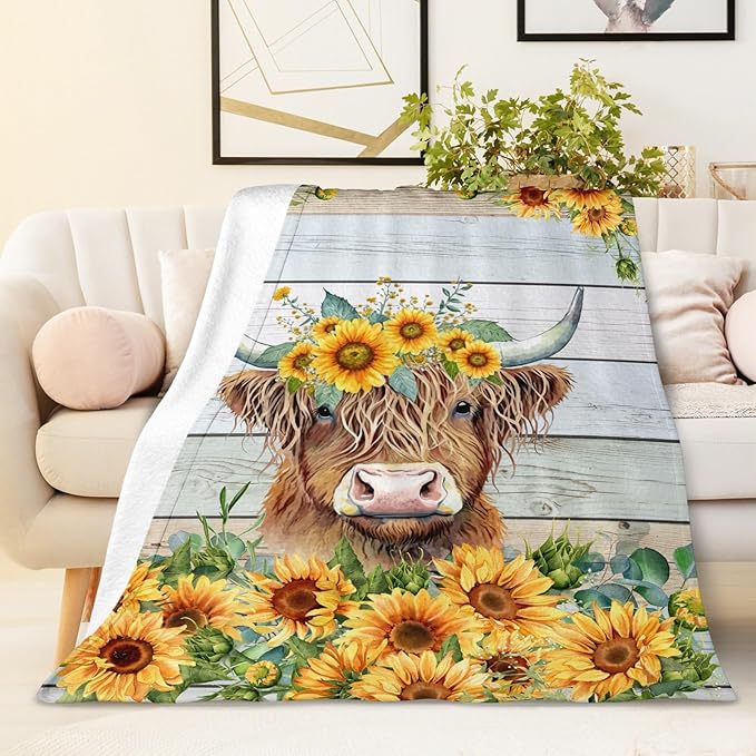 Highland Cow Blanket, Cute Cow Throw Blanket Gift for Women Girls Highland Cow Lovers, 50x40 Inches Soft Fuzzy Flannel Sunflower Blankets for Crib Couch Sofa Travel