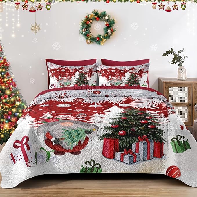 Christmas King Size Quilt Set, Cute Gnome Lightweight Bedspread Coverlet with Pillow Shams for Kids and Adults, Merry Xmas 3 Pcs Bedding Bed Cover