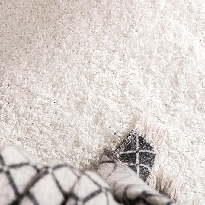 Unique Loom Solid Shag Collection Area Rug (3' 3" Square, Snow White)