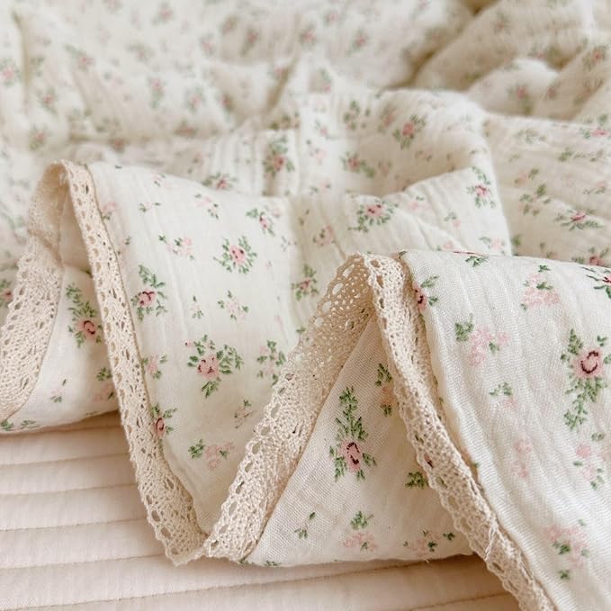 BuLuTu Muslin Cotton Kids Comforter with Lace Edge, Chic Shabby Floral Print Toddler Quilts, Soft Lightweight Baby Crib Quilted Blanket, Pomegranate Pattern, 47"x59", All Seasons