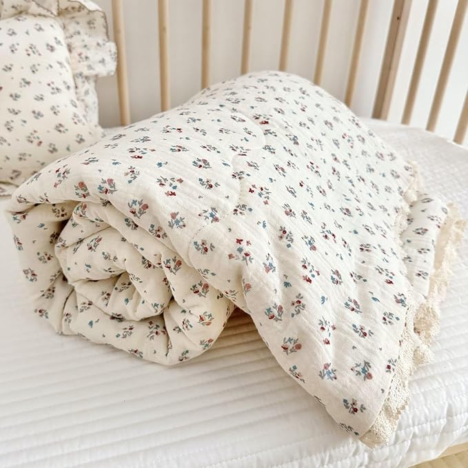 BuLuTu Cotton Muslin Quilted Blanket for Toddler/Twin Bed, Soft Breathable Children Comforter with Lace Edge, Chic Shabby Reversible Floral Quilt, Kids Boys Girls Gauze Cotton Bedding, 60x78 Inches