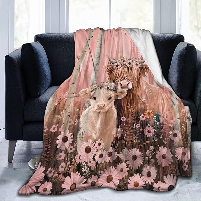 Highland Cow Blanket Pink Forest Cattle Daisy Decor Throw Blanket Super Soft Flannel Lightweight Fluffy Plush Fuzzy Fleece Blanket Gifts for Girl Woman Boys Kids Adults Man for Bed Sofa 40"X50"