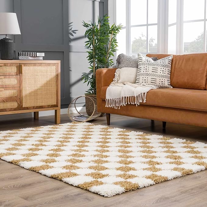 BoutiqueRugs Atira Modern Checkered Shag Rug - High Pile Fluffy Shaggy Carpet for Hallway, Nursery, Playroom, Girls Boys Room - Yellow, Cream, White, Mustard - 2'7" x 10' (2x10)
