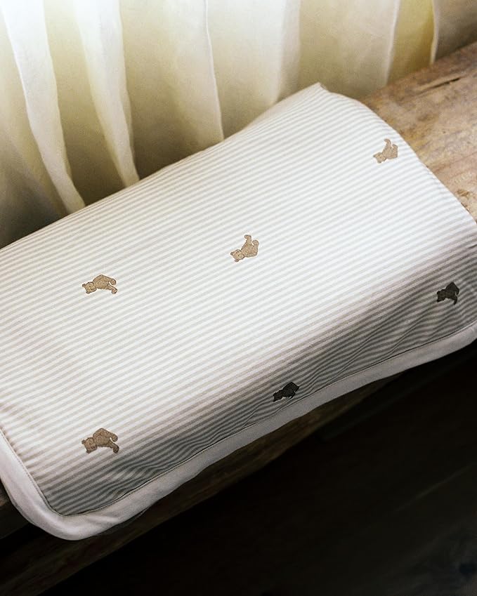 Oilo Baby Blanket, Luxury Soft Plush Chenille Backing & Turkish Cotton Jersey Print, Double Layered, 30" x 40", Rolled Jersey Edge Trim, Machine Washable, Perfect for Infant or Toddlers (Bear)