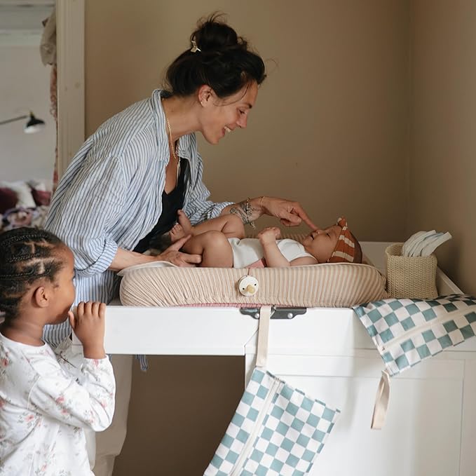 mushie Extra Soft Muslin Fitted Changing Pad Cover (Natural Check)