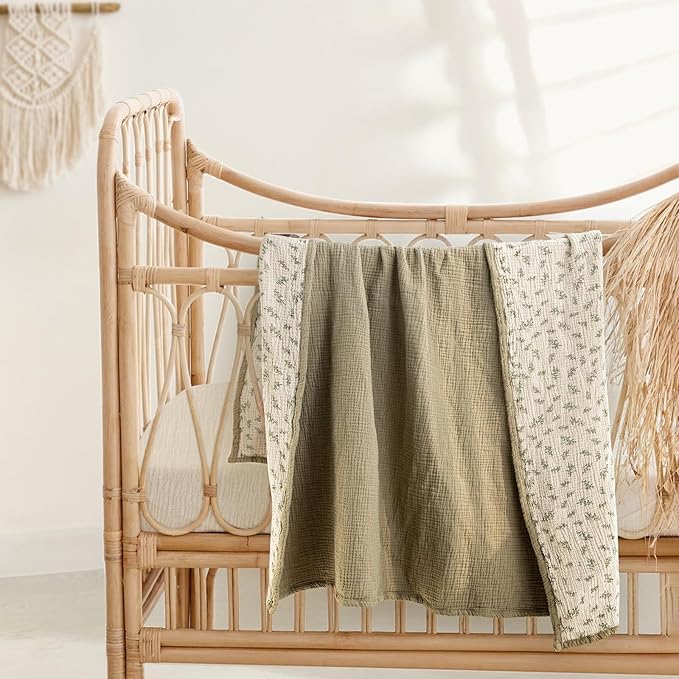 lulumoon Muslin Quilt Blanket, Crib Blanket for Baby and Toddler,47x47 Inches(Olive Tree)