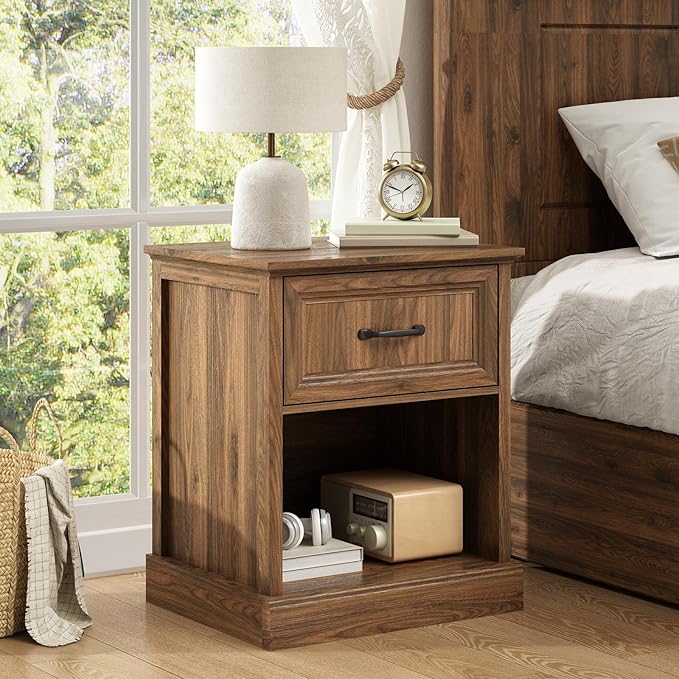 CARPETNAL Farmhouse Dresser and Nightstand Sets for Bedroom, 3 Pcs Bedroom Set, 9 Drawer Dresser & Nightstand Set of 2, Modern Wood Chest of Drawers for Bedroom, Living Room, Entryway, Brown