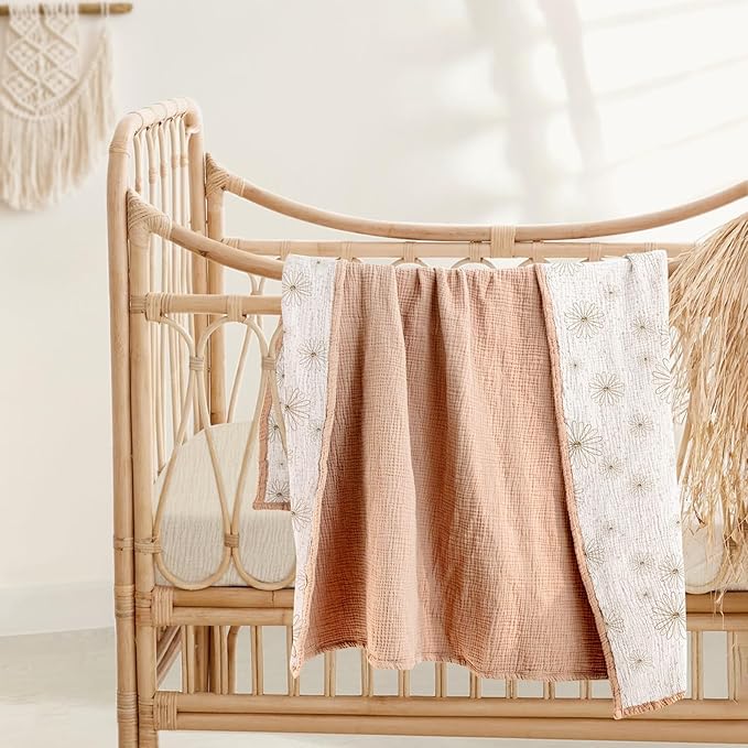 lulumoon Muslin Quilt Blanket, Crib Blanket for Baby and Toddler,47x47 Inches(Pink Daisy)