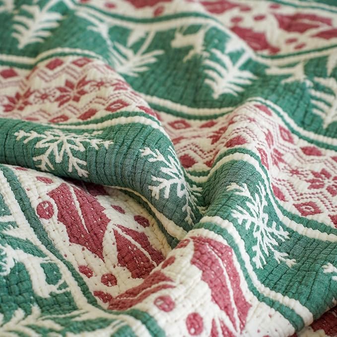 Christmas Muslin Comforter – Cotton Muslin Blanket with Soft Fiber Filling, Breathable & Cozy Muslin Throw Blanket, Reversible Holiday Quilt (Merry Christmas, King (U.S. Standard))