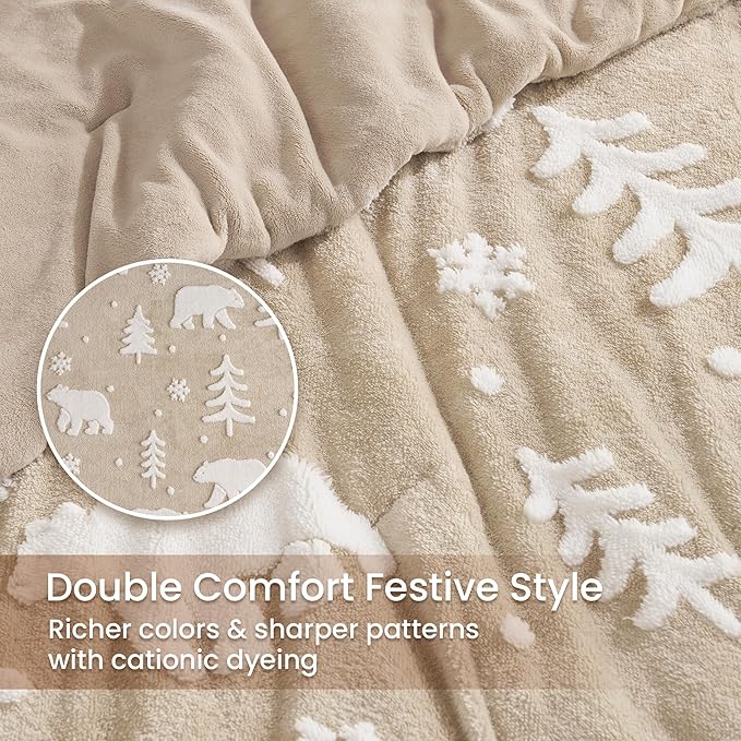 Amélie Home Christmas Comforter Set Queen, Fluffy Christmas Bedding Set with Polar Bear, Beige Fleece Plush Comforter for Winter, 3 Pieces, 1 Soft Comforter and 2 Pillowcases