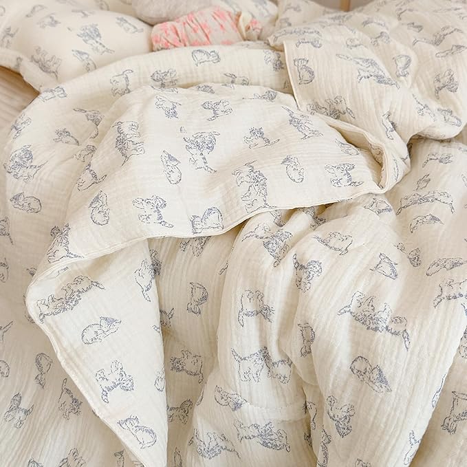 BuLuTu Boys Girls Toddler Bed Quilted Blanket Cotton Muslin Thin Summer Comforter for Twin Size Bed, Soft Breathable Kids Quilt with Lace Edges, 60x78 Inches, Blue Cat Pattern, No Pillow