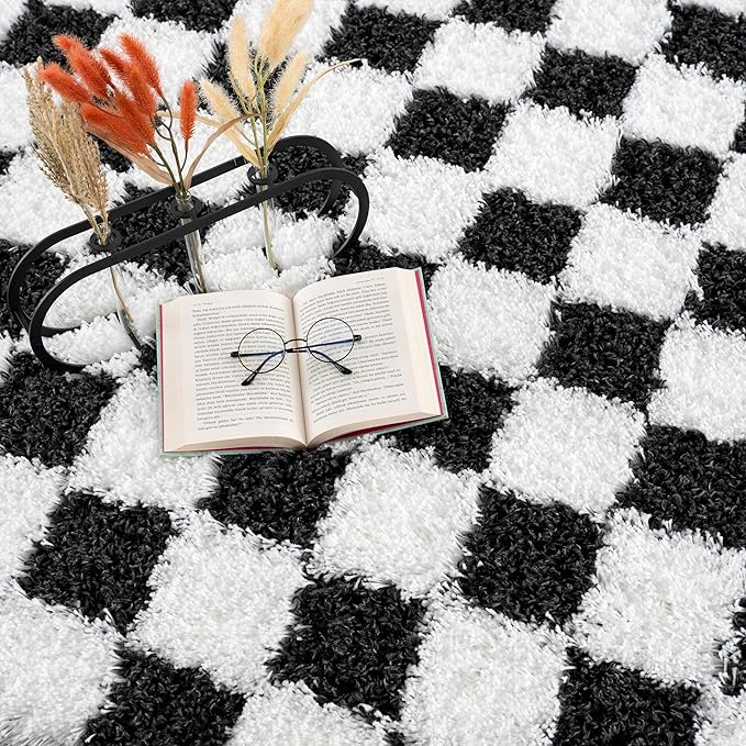 BoutiqueRugs Atira Black and White Modern Checkered Shag - High Pile Fluffy Shaggy Carpet - Kids Room, Nursery, Living Room, Bedroom, Playroom - White, Black - 6'7" X 9'6" (6x9)