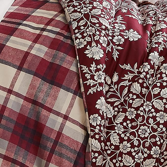 Southshore Fine Living, Inc. 4-Piece Christmas Bedding Twin Set, Twin/Twin XL Christmas Comforter Set, White & Red Plaid Comforter, 2 Throw Pillows, 1 Sham, Holiday Bedding - Christmas Carol